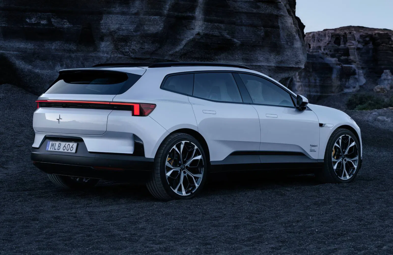 Polestar 4 SUV